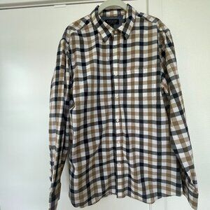 Banna Republic Factory Soft‎ wash Standard Fit Royal Check Button-Down Shirt, M